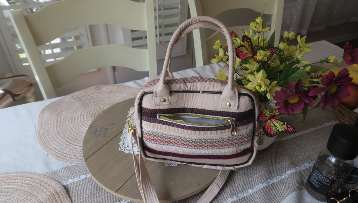 Handmade Beige Crossbody Bag with Embroidered Front Pocket | Quilted Women's Purse by Ladda - Image 5